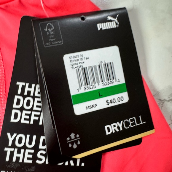 Puma runner ID, Tee color: ignite pink. Size L & NWT ✨Host Pick ✨ - Picture 12 of 14